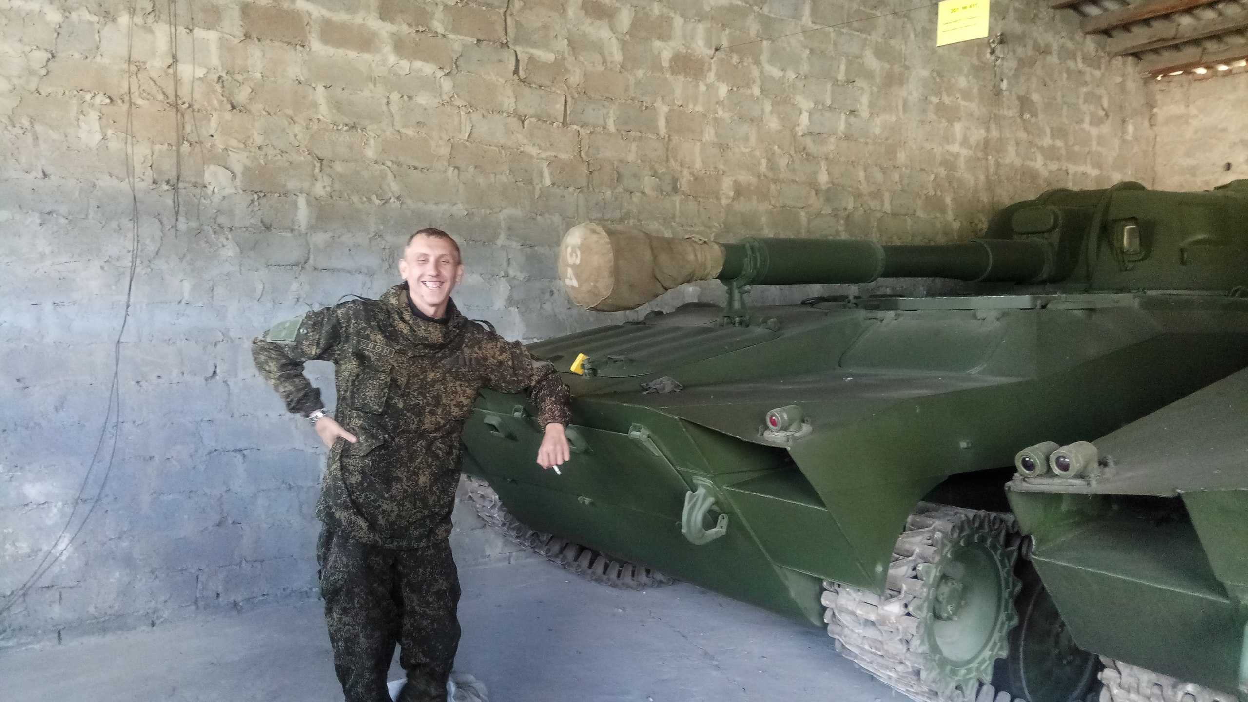 Боевик ДНР и строитель МО РФ угрожает россиянам в Москве пытками и убийством - InformNapalm